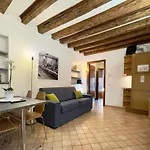 Sensational Navigli Apartment